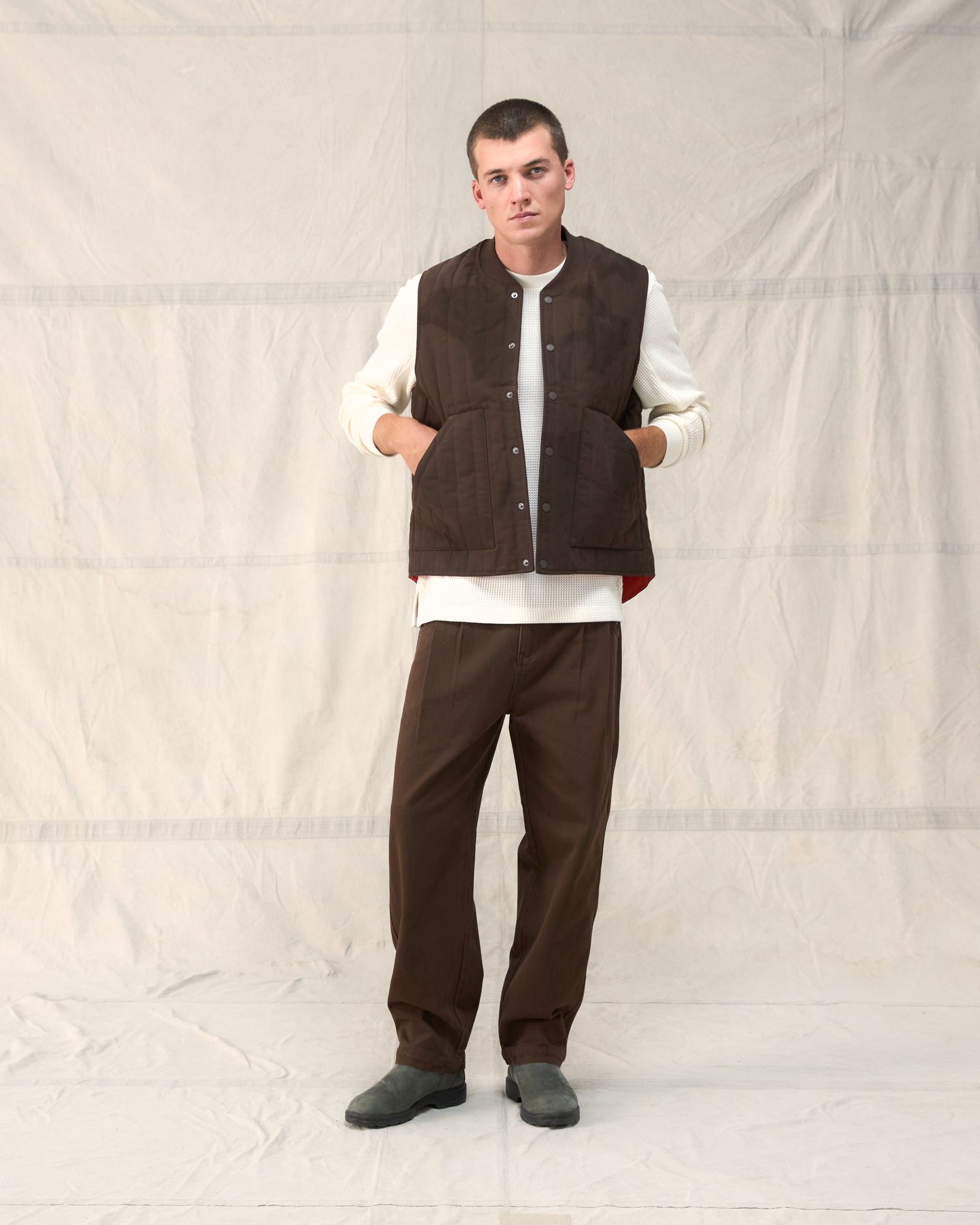 The Fera Uniform Trousers in Brown Cotton